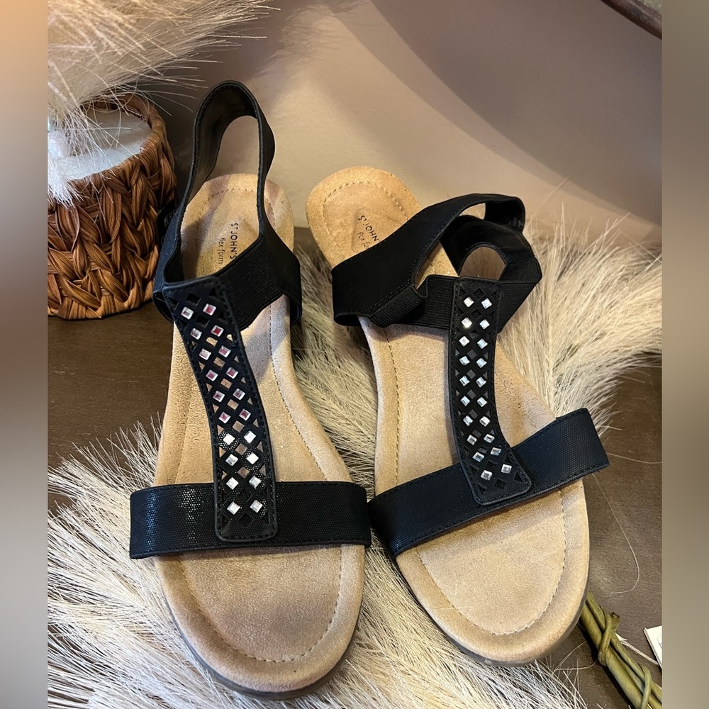 St. John’s Bay flex foam women’s wedge sandals size 11